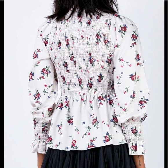 🎉HOST PICK ⭐️ Princess Polly Floral Top Size 4 - Picture 3 of 4